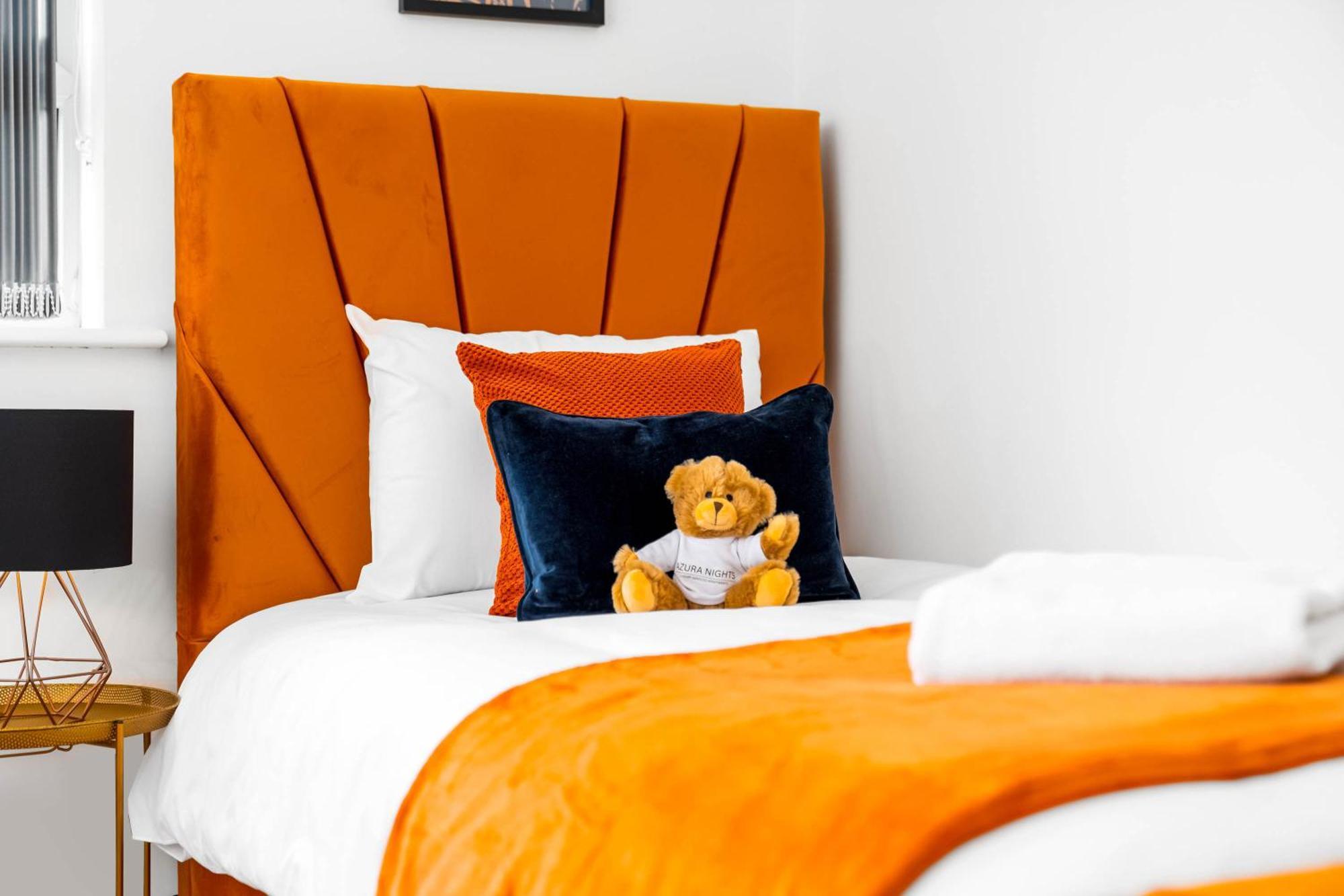 Luxury City Centre 5 Bed House With En-Suite, Bbq, On-Site Parking By Azura Nights バーミンガム エクステリア 写真