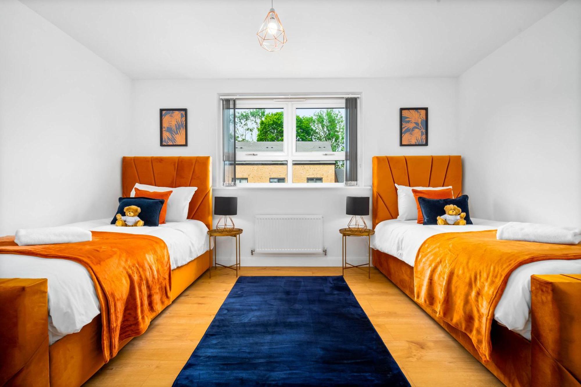 Luxury City Centre 5 Bed House With En-Suite, Bbq, On-Site Parking By Azura Nights バーミンガム エクステリア 写真