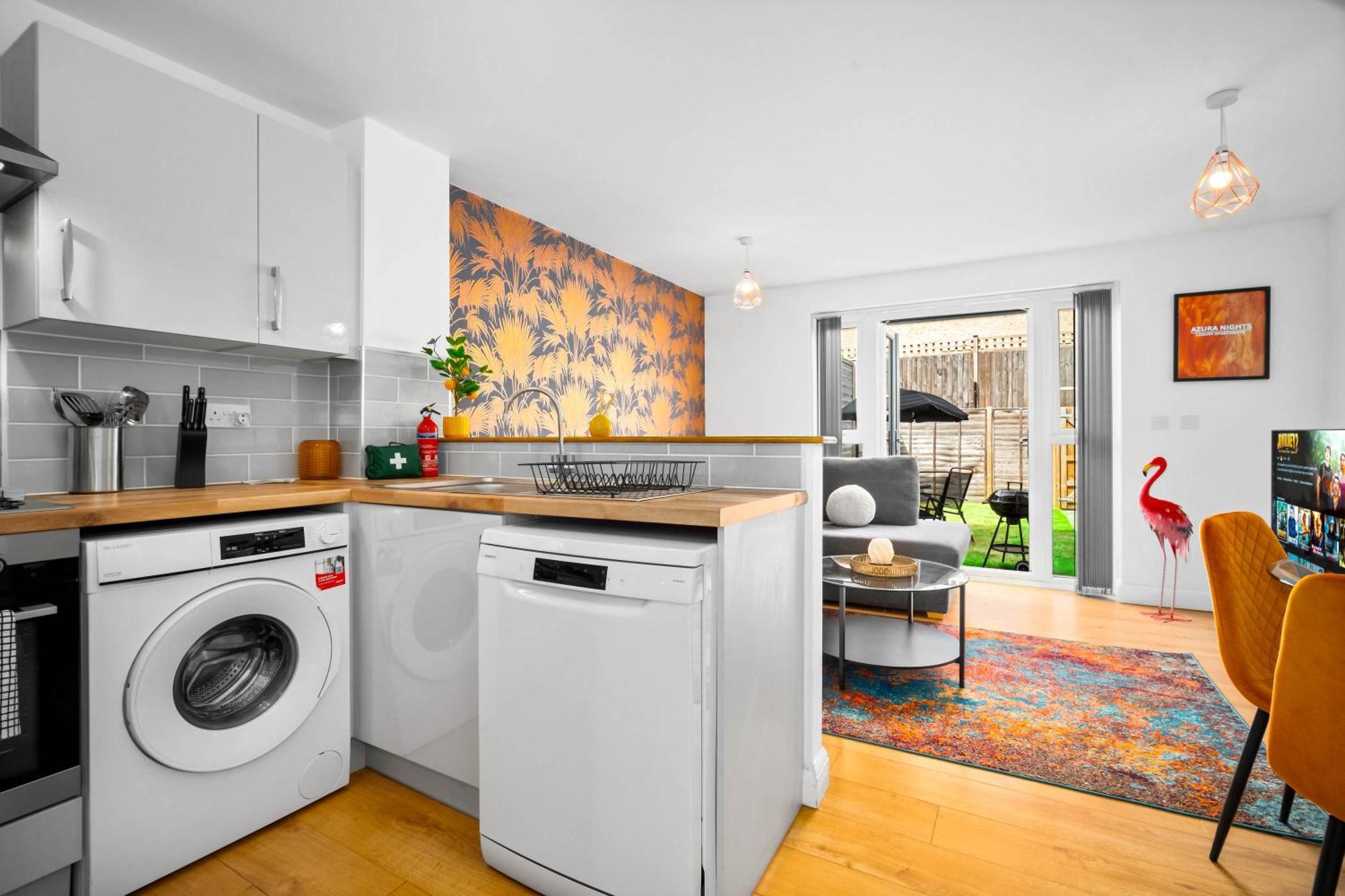 Luxury City Centre 5 Bed House With En-Suite, Bbq, On-Site Parking By Azura Nights バーミンガム エクステリア 写真