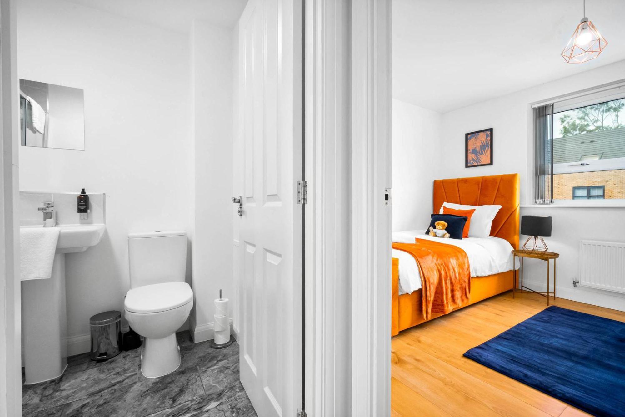 Luxury City Centre 5 Bed House With En-Suite, Bbq, On-Site Parking By Azura Nights バーミンガム エクステリア 写真