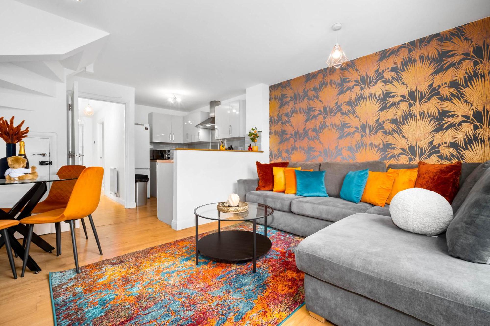 Luxury City Centre 5 Bed House With En-Suite, Bbq, On-Site Parking By Azura Nights バーミンガム エクステリア 写真
