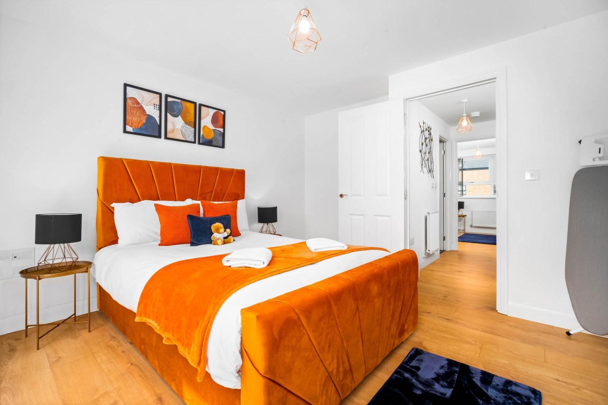Luxury City Centre 5 Bed House With En-Suite, Bbq, On-Site Parking By Azura Nights バーミンガム エクステリア 写真