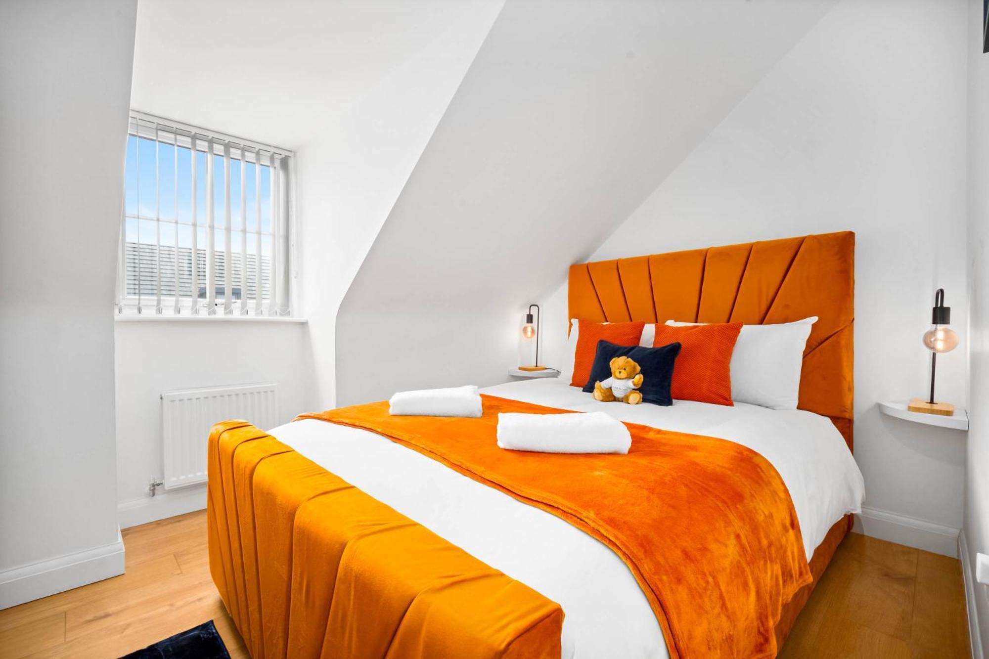 Luxury City Centre 5 Bed House With En-Suite, Bbq, On-Site Parking By Azura Nights バーミンガム エクステリア 写真