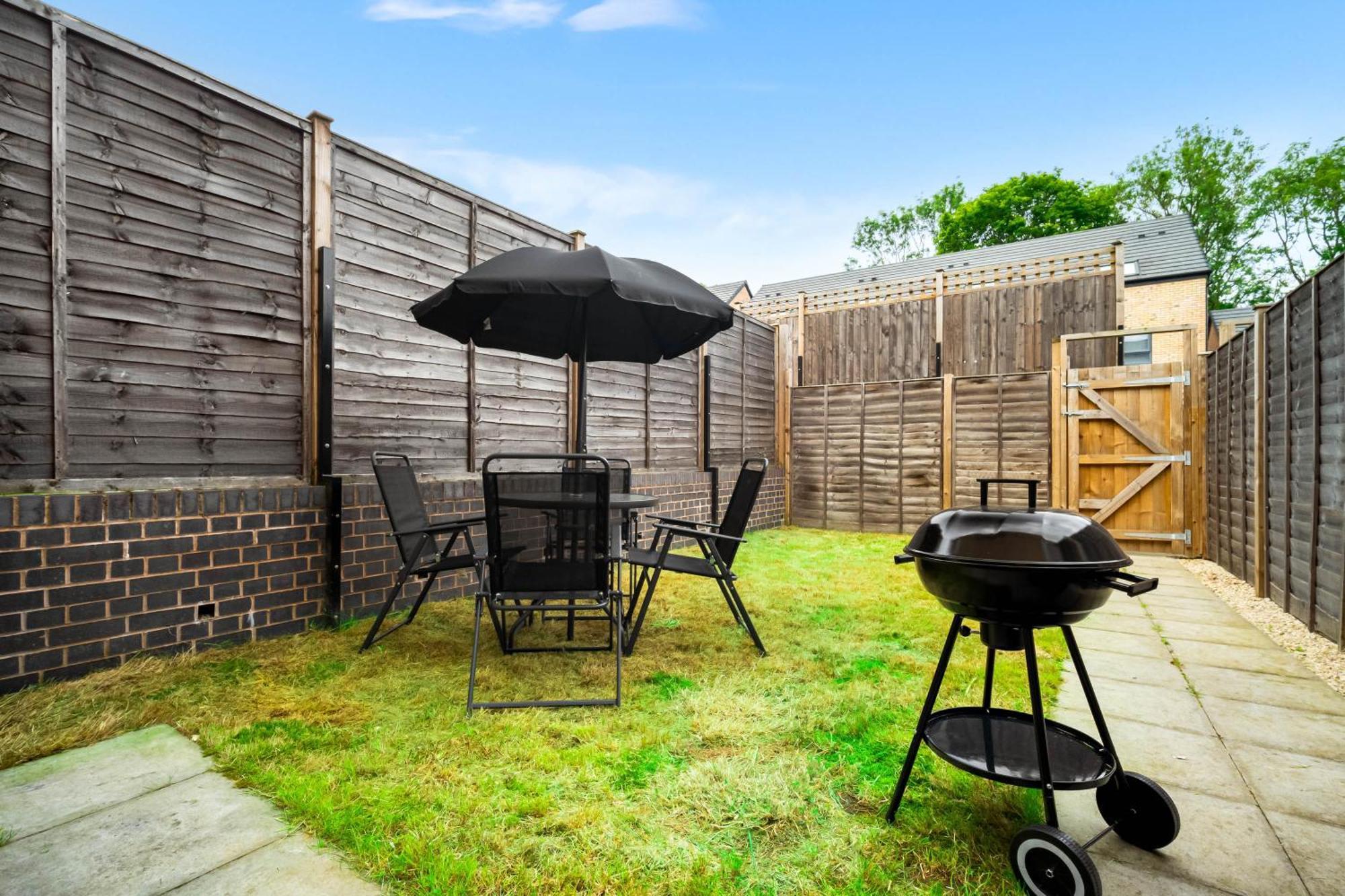 Luxury City Centre 5 Bed House With En-Suite, Bbq, On-Site Parking By Azura Nights バーミンガム エクステリア 写真
